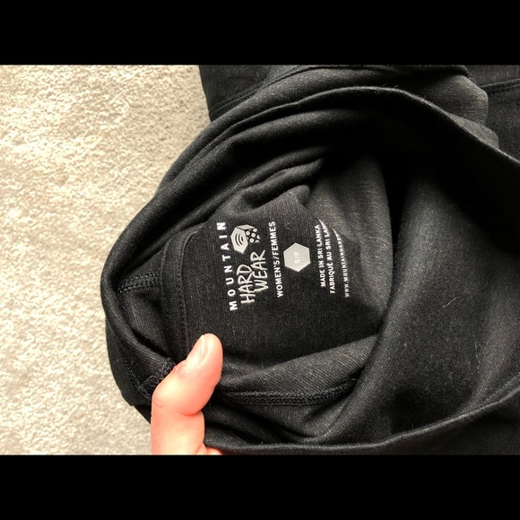 Mountain hardwear sweatshirt - Picture 2 of 2